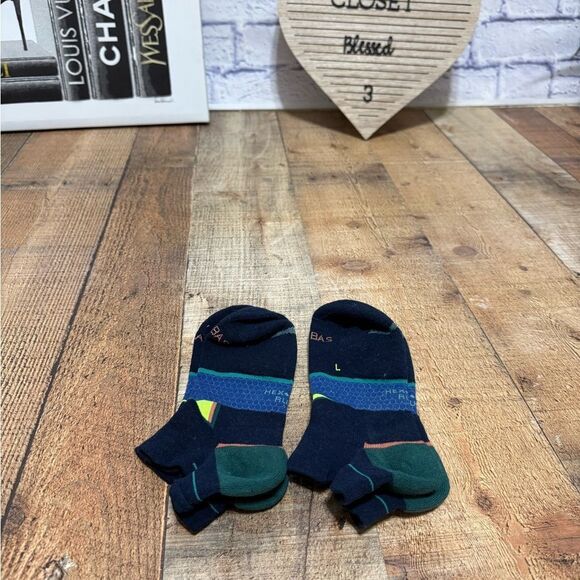 Bombas Hex-Tec Athletic Ankle Socks Lot Of 2 Pairs Size L 
New unused - Picture 2 of 7